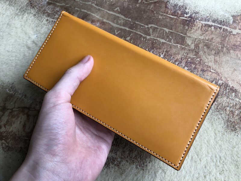 横浜で本場イギリス産ブライドルレザーの長財布をオーダーメイド